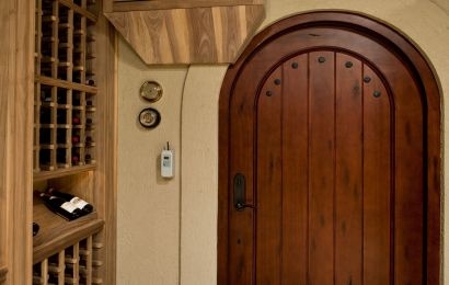 Puertas de madera para bodegas: Estilos, Diseños y Consejos de Compra