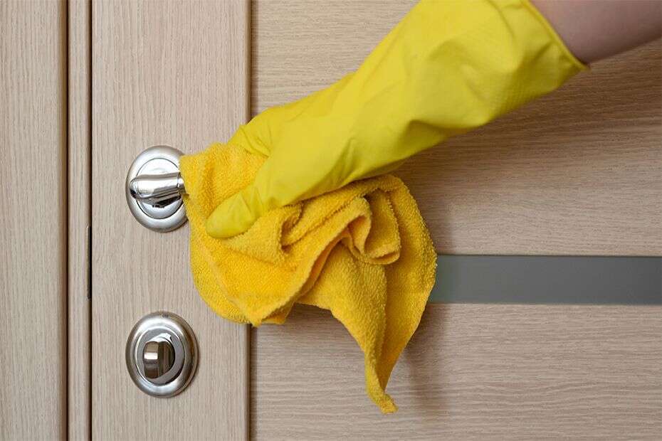 Consejos para limpiar las puertas de casa