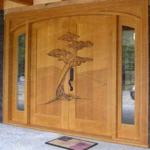 Puerta de Exterior de Madera con dibujo