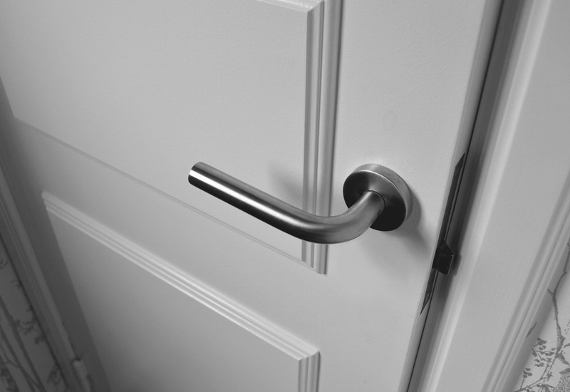 Puertas de Madera Lacadas en Blanco Puertas de Madera Lacadas en Blanco
