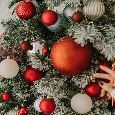 Árboles de Navidad nevados de Estilo clásico Árboles de Navidad nevados de Estilo clásico