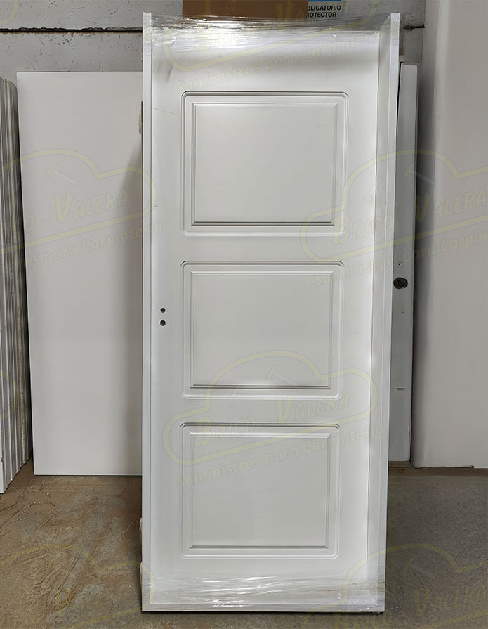 Foto Puertas Blancas Lacadas cliente 16
