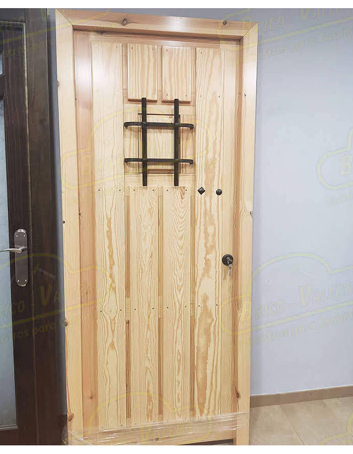 Foto Puertas Exterior Madera cliente 14