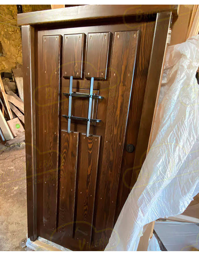 Foto Puertas Exterior Madera a Medida cliente 15