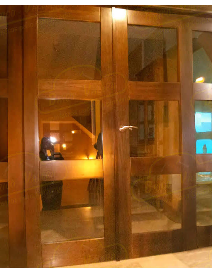 Foto Puertas Rústicas de Madera cliente 12