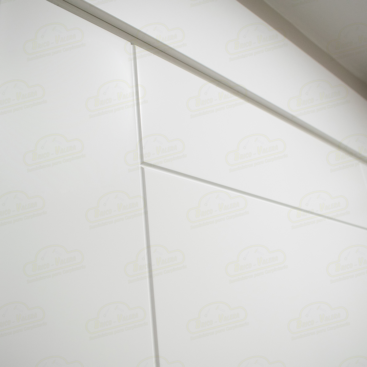 Puerta Premium P110 Lacada Blanca de Interior en Block (Maciza)
