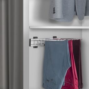 Pantalonero Self de montaje lateral para armario, Mano izquierda, Cromado, Acero y Plástico y Aluminio
