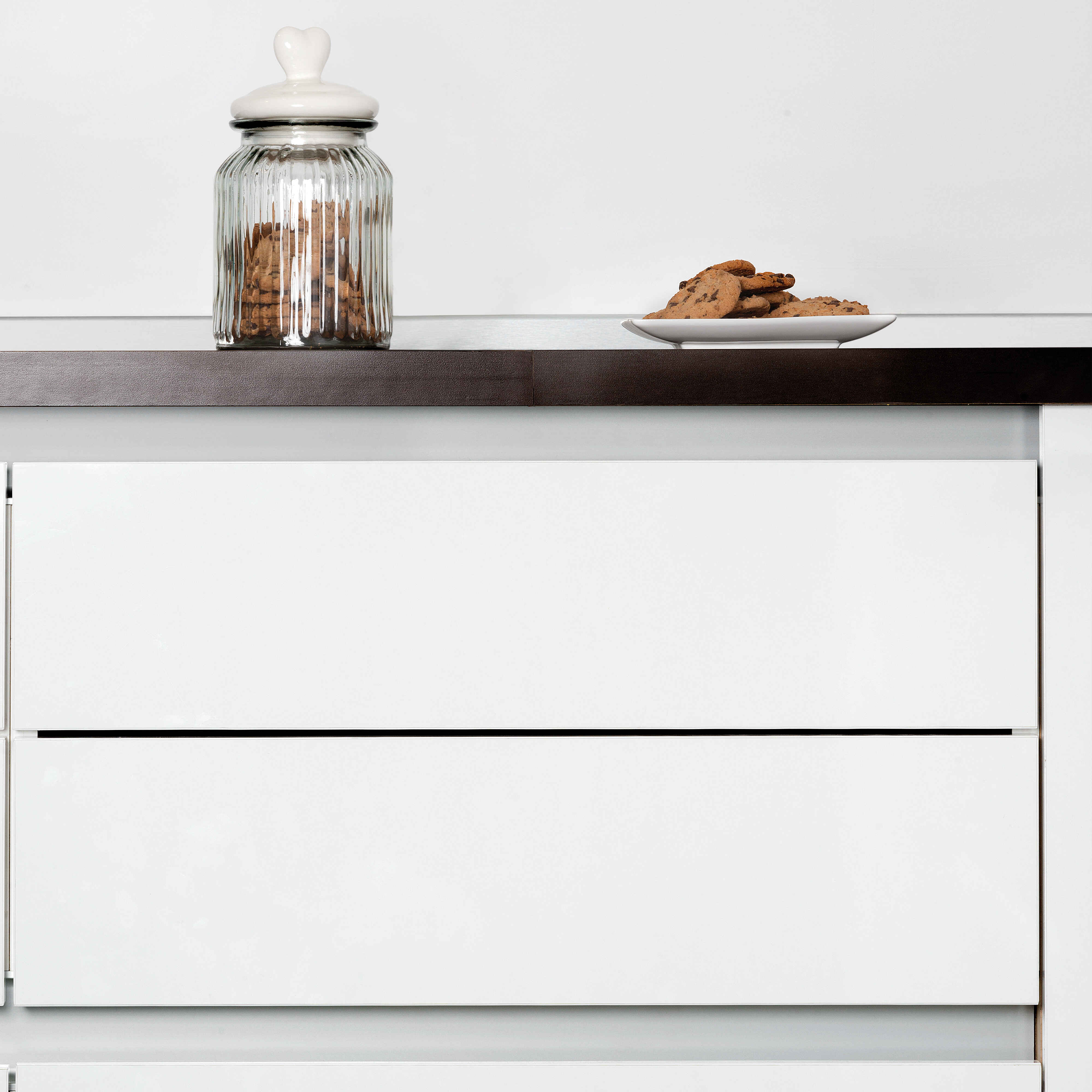 Kit de perfil Gola central para muebles de cocina, Pintado blanco, Aluminio