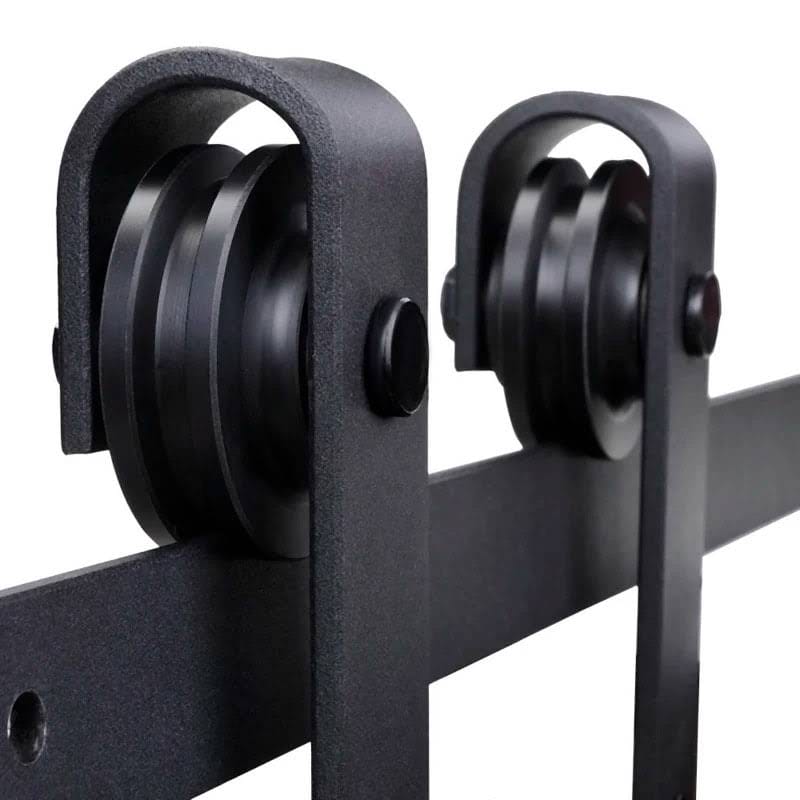 200cm/6.6FT Herraje para Puerta Corredera Tipo Flecha Kit de Accesorios para Puerta Corrediza Granero de Madera con Guía de Suelo Riel Acero al Carbono Negro